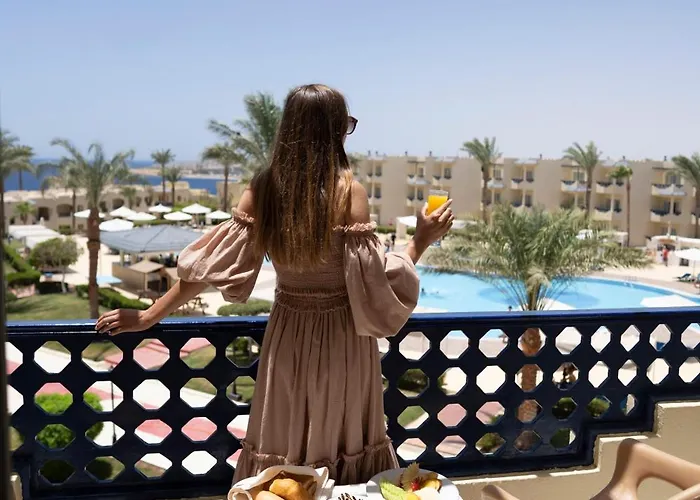 Grand Oasis