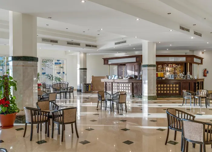 Üdülőközpont Grand Oasis Sarm es-Sejk