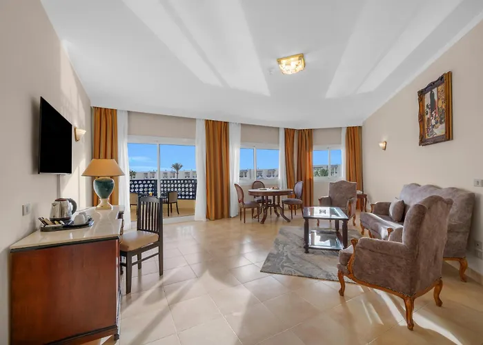 Grand Oasis Üdülőközpont 4*