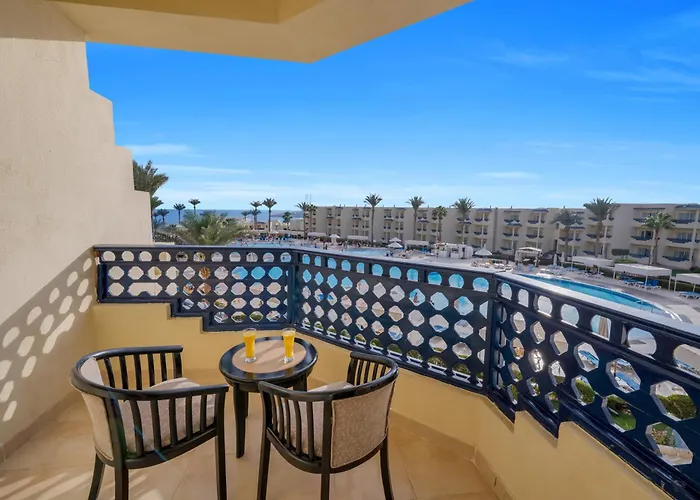 Grand Oasis Üdülőközpont 4*