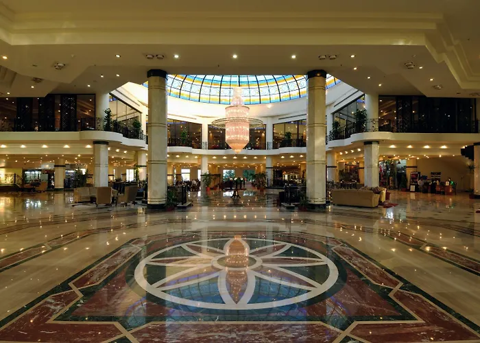 Üdülőközpont Grand Oasis