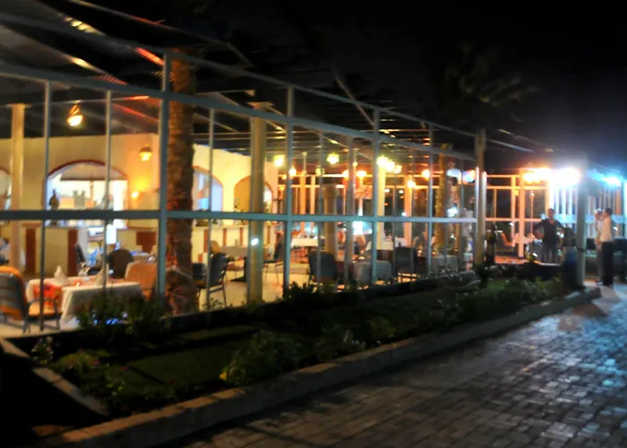 Üdülőközpont Grand Oasis