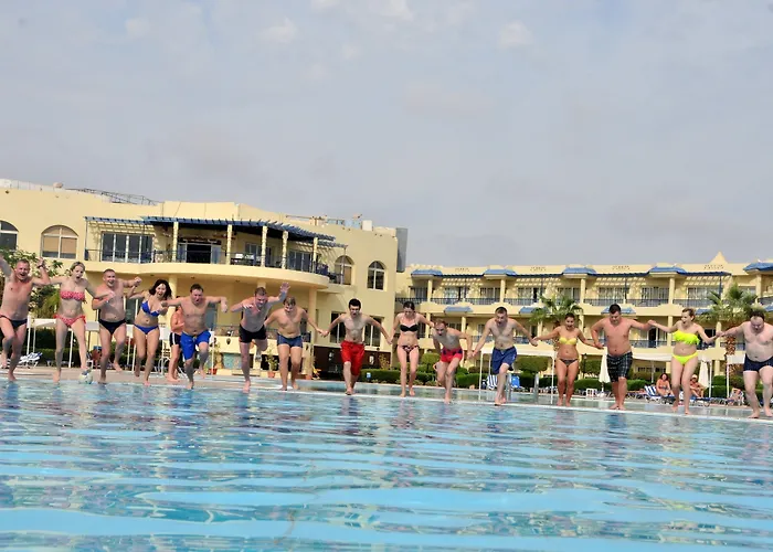 Üdülőközpont Grand Oasis Sarm es-Sejk