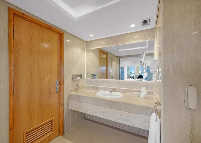 Üdülőközpont Grand Oasis 4*